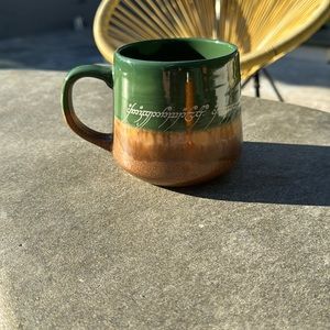 I would love to give someone a gift that LOVES Lord of the Rings ❤️